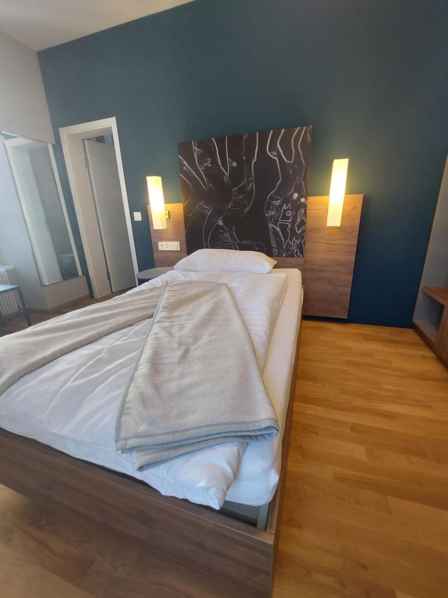 Hotel Post Glarnerhof Ґларус Екстер'єр фото