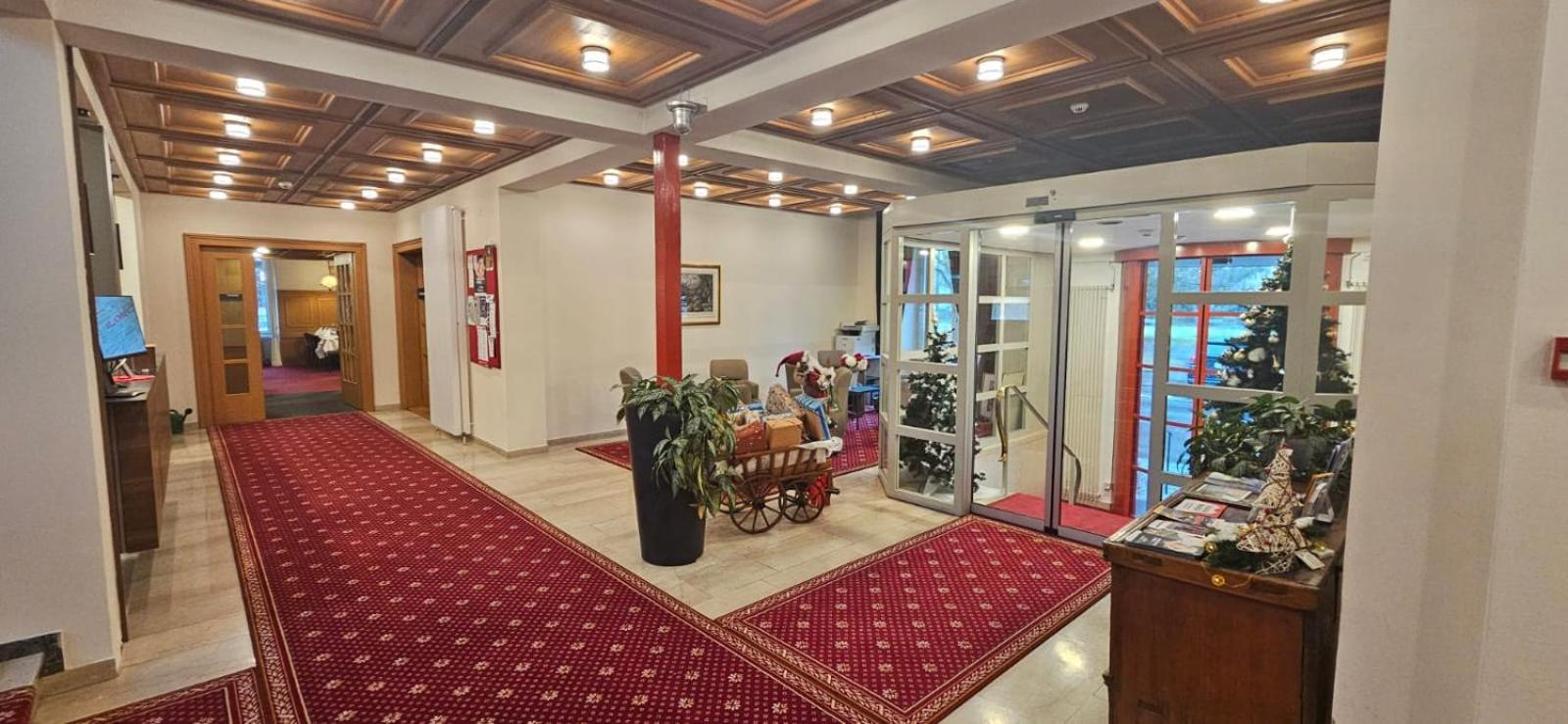 Hotel Post Glarnerhof Ґларус Екстер'єр фото
